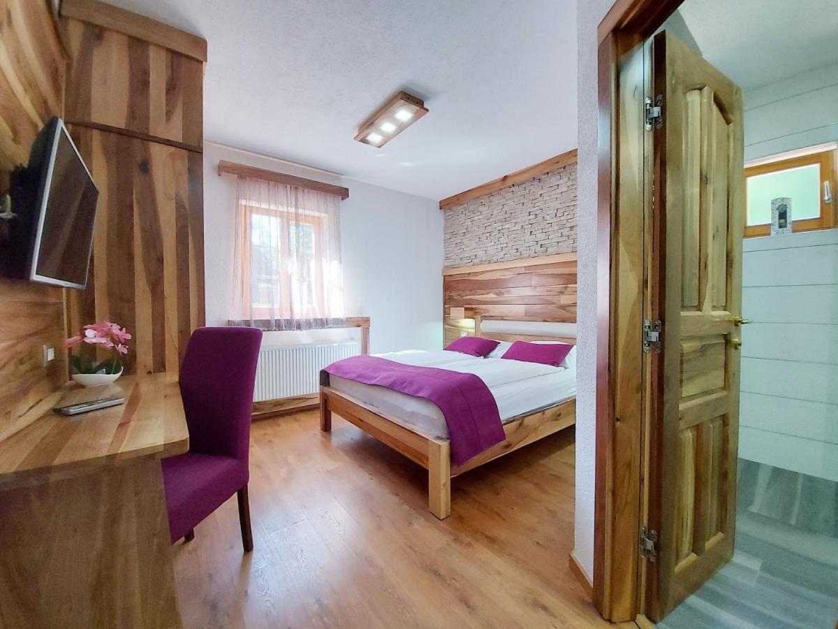 Plitvice Etno House II Bed & Breakfast Jezerce Bagian luar foto