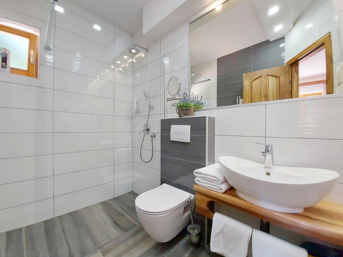 Plitvice Etno House II Bed & Breakfast Jezerce Bagian luar foto
